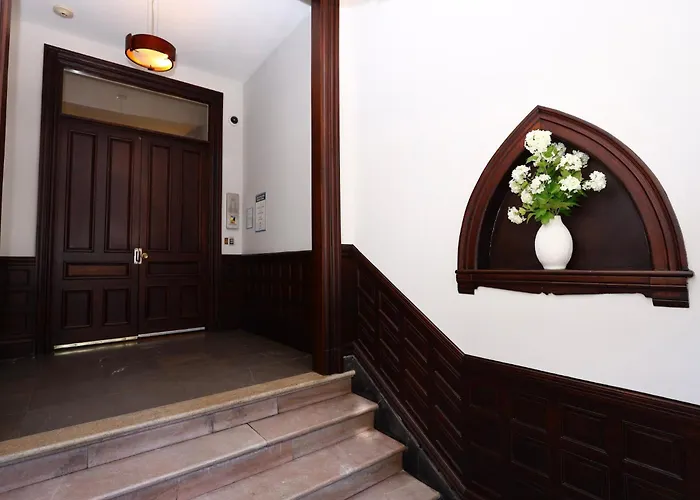 Stylish Studio On Newbury St #3